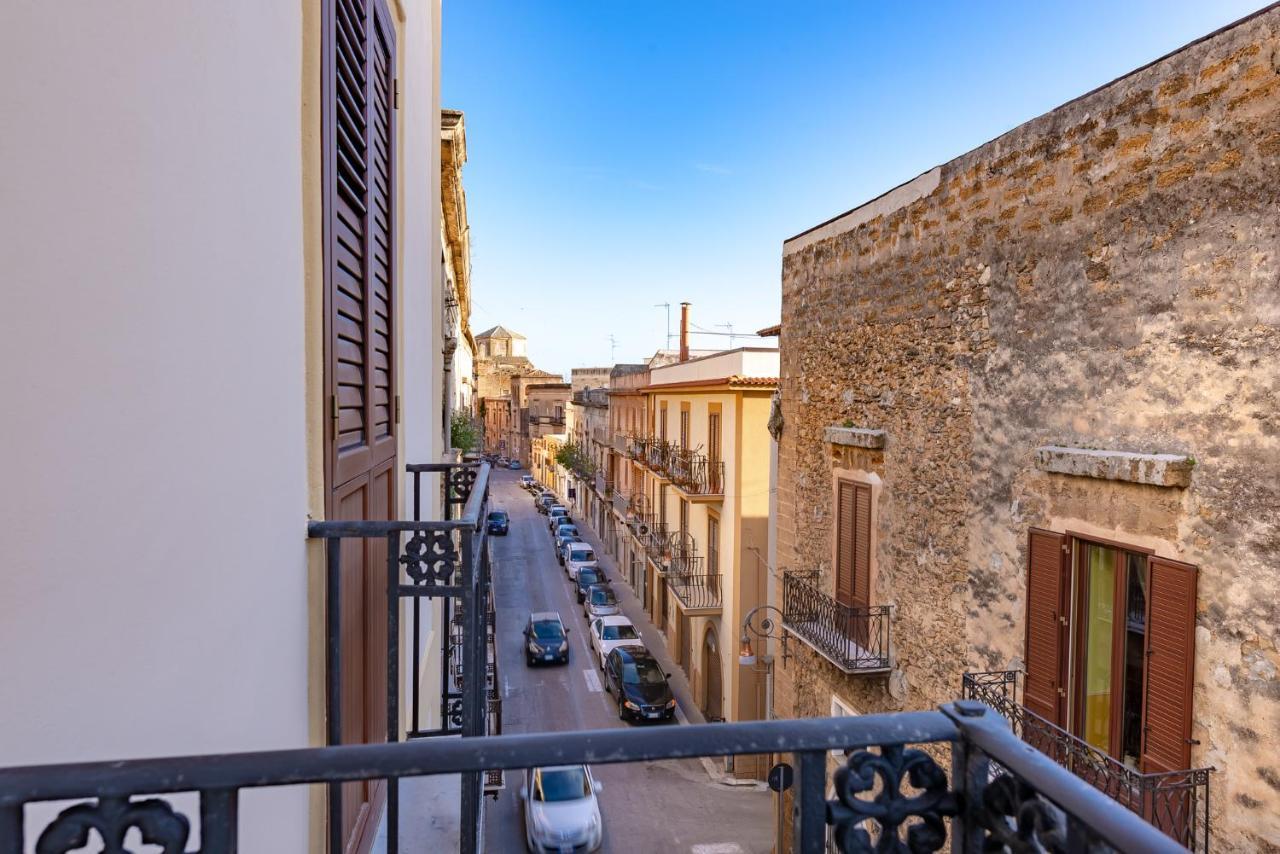 Vittorio Emanuele Boutique Hotel Sciacca Exterior photo